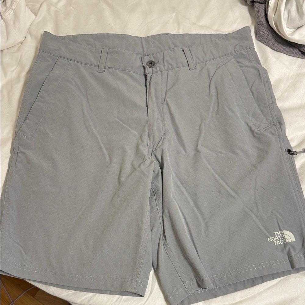 The North Face Men's Light Gray Athletic Shorts size 34